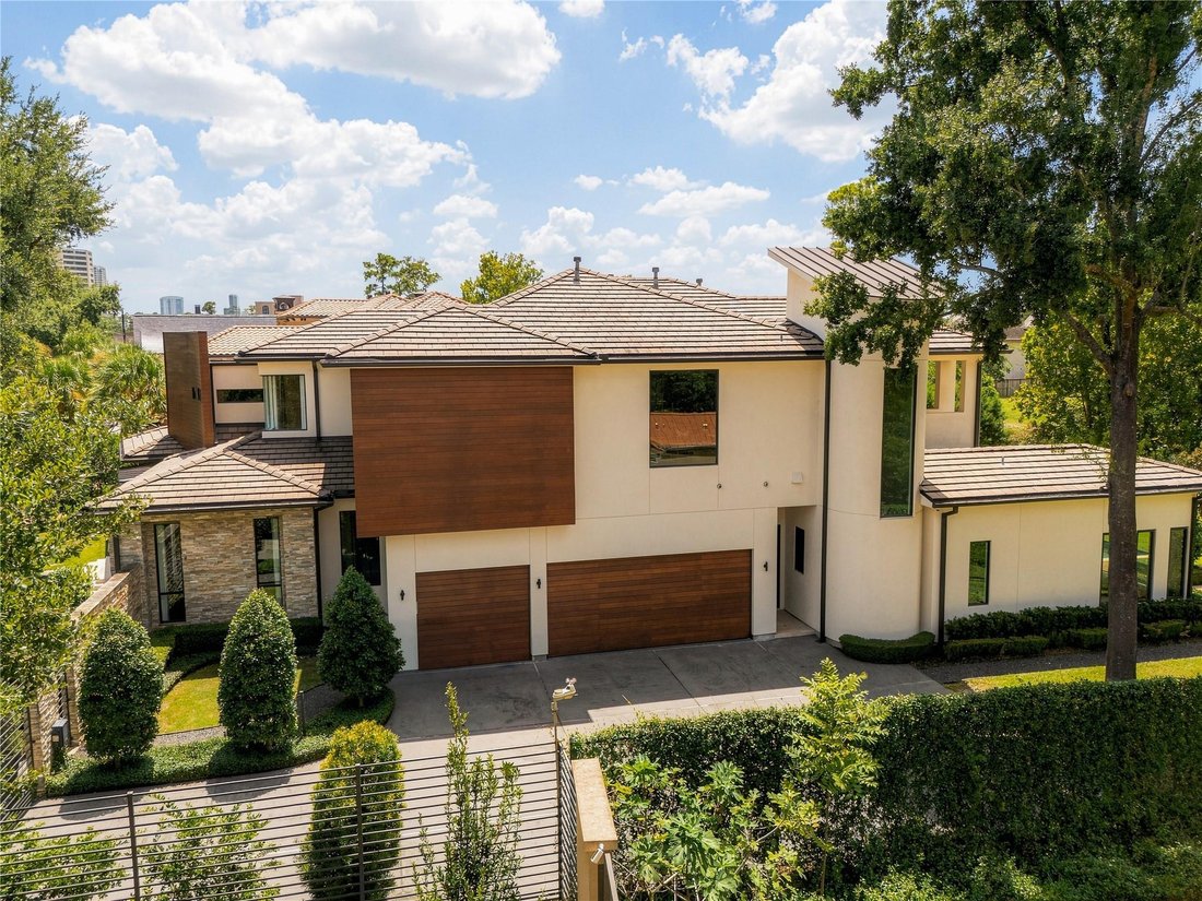 House in Houston, Texas, United States 3 - 18722658