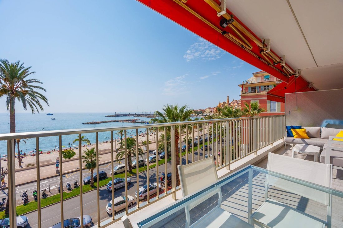 Apartamento en Menton, Provenza-Alpes-Costa Azul, Francia 1 - 18728999