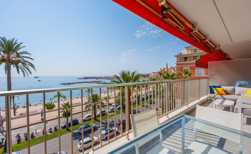 Appartement à Menton, Provence-Alpes-Côte d'Azur, France 1