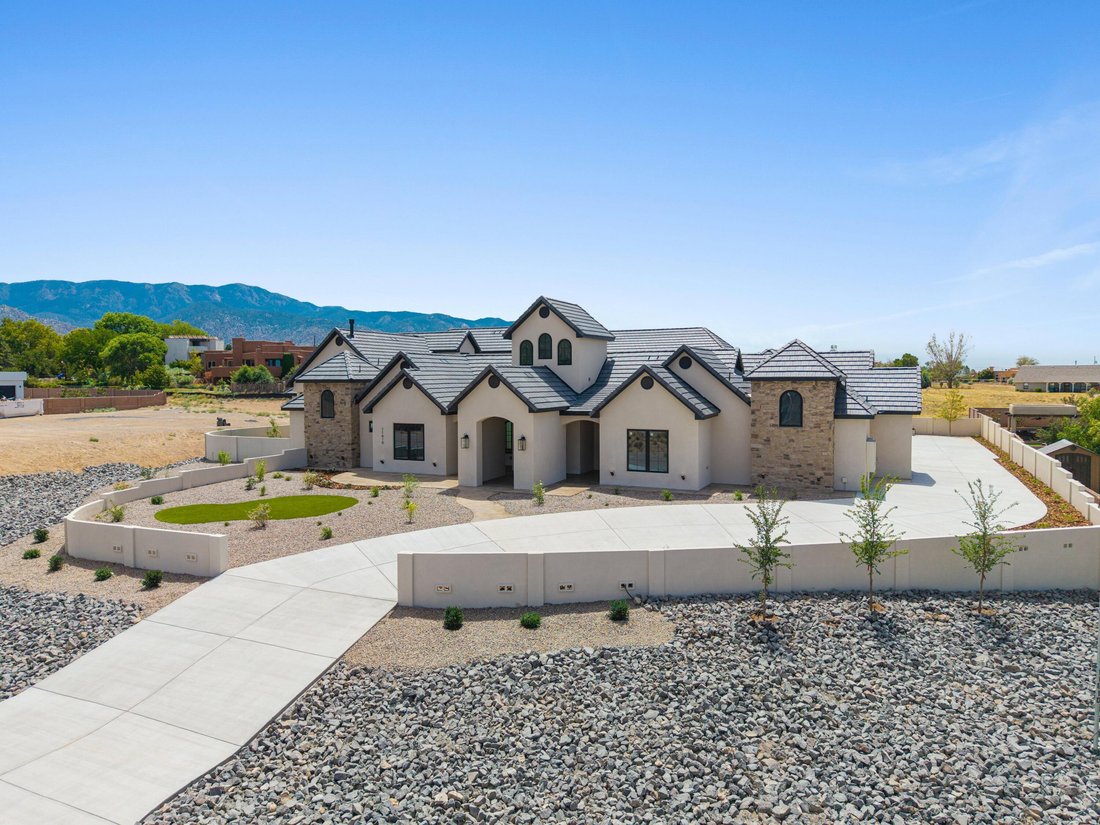House in Albuquerque, New Mexico, United States 3 - 18007500