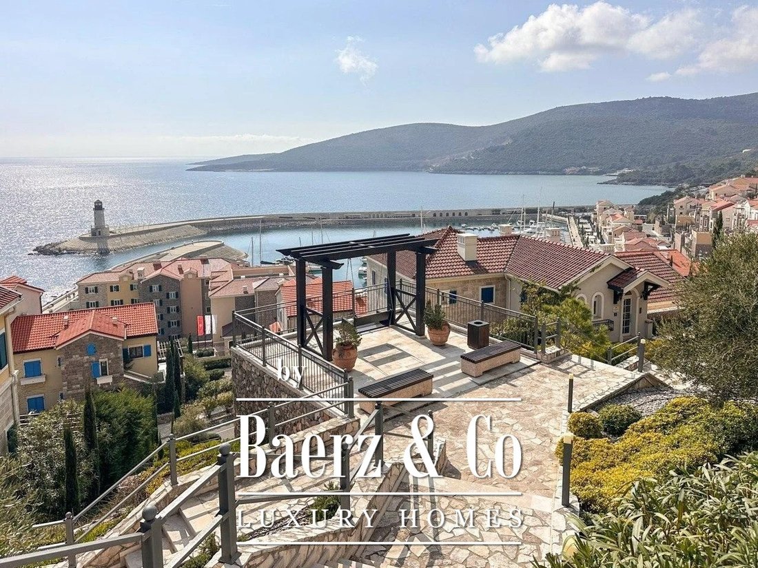 Penthouse en Tivat, Municipio de Tivat, Montenegro 2 - 18727031