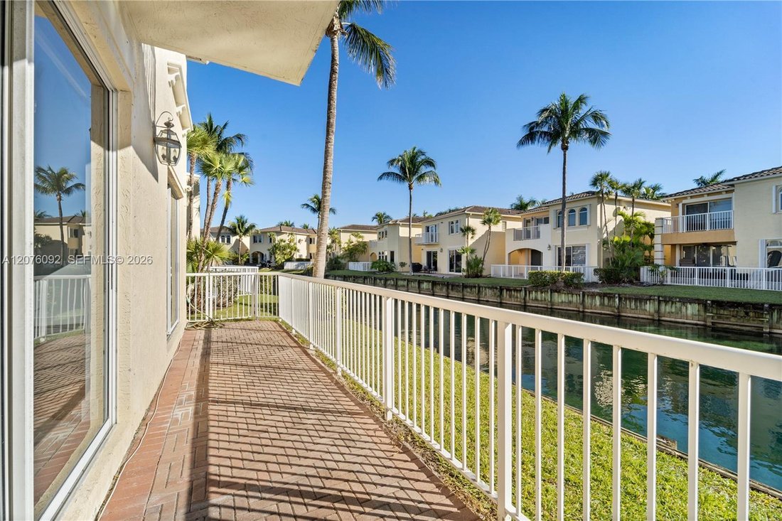 Casa en Aventura, Florida, Estados Unidos 3 - 18727953