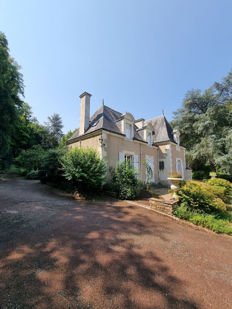Villa in La Chartre-sur-le-Loir, Pays de la Loire, Frankreich 2 - 18725691