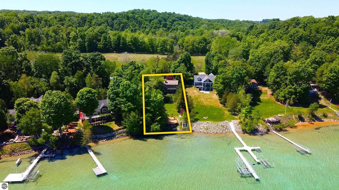 Casa a Elk Rapids, Michigan, Stati Uniti 2 - 18721857