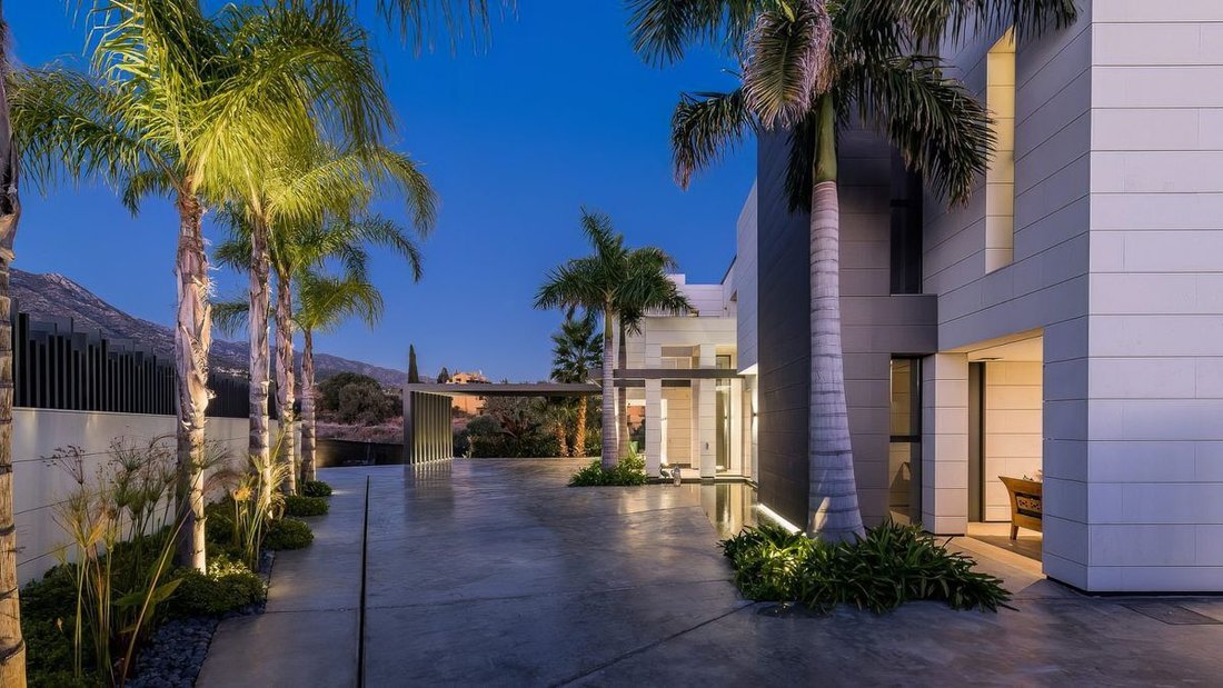 Villa in Marbella, Andalusia, Spain 3 - 17268080