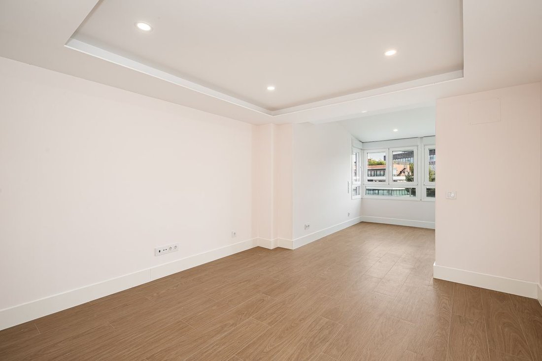 Apartment in La Moraleja, Alcobendas, Comunidad de Madrid 4 - 18457287