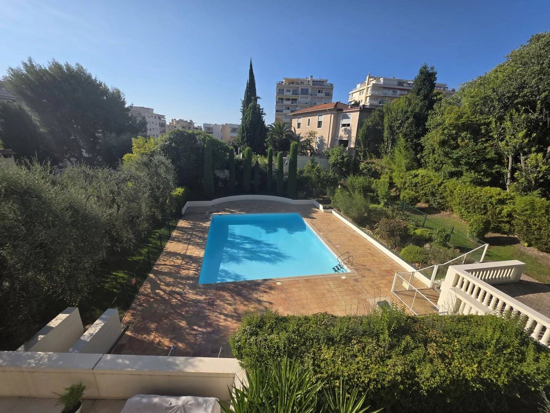 Wohnung in Cannes, Provence-Alpes-Côte d'Azur, Frankreich 2 - 18633737