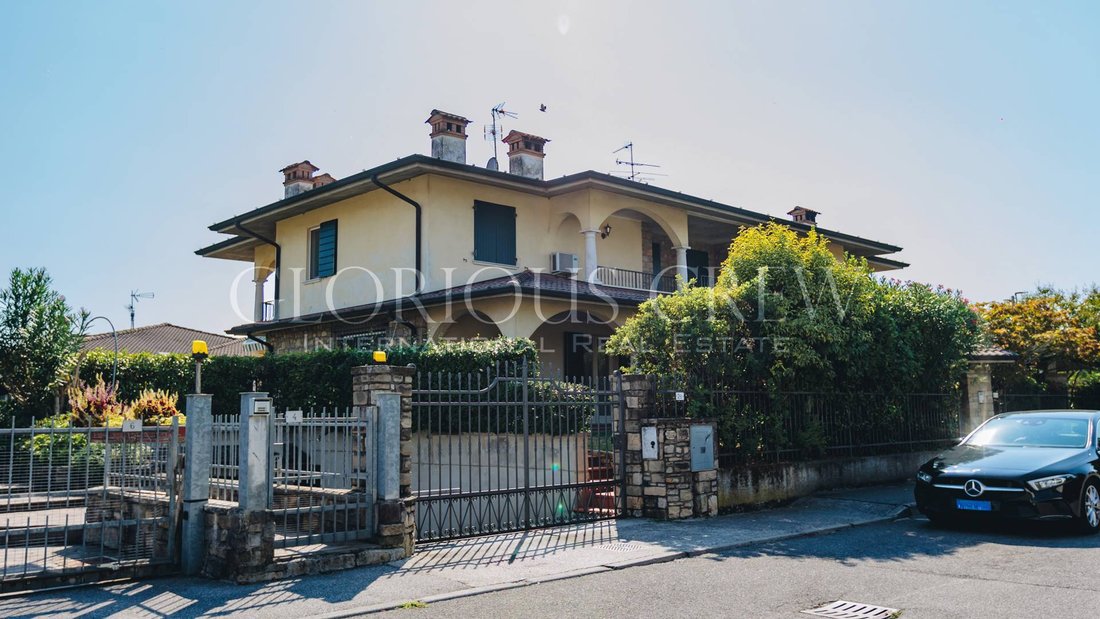 Villa a Castel Mella, Lombardia, Italia 2 - 18728995