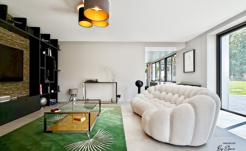 Villa en Centre Ville Sud Ouest, Bussy-Saint-Georges, Francia 1