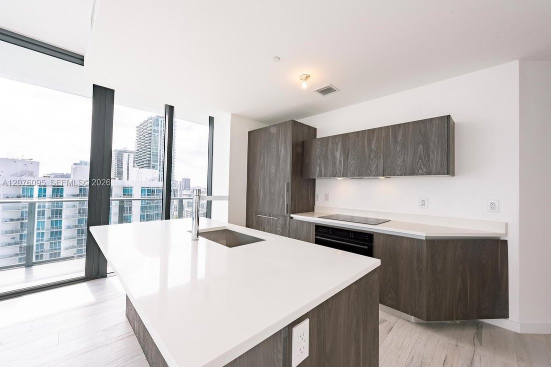 Condominio en Miami, Florida, Estados Unidos 5 - 18727957