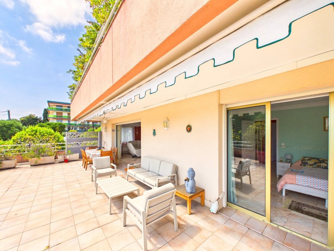 Wohnung in Saint Maymes-Lauvert, Antibes, Frankreich 2 - 17873771