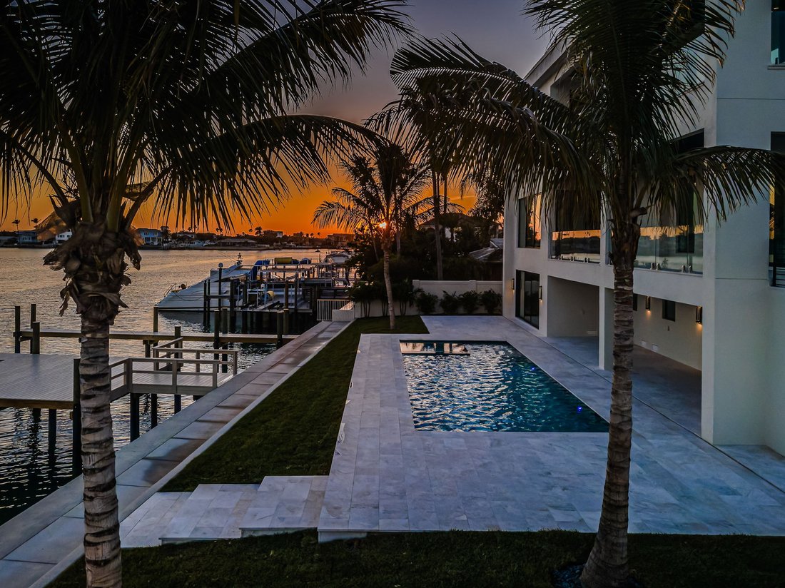 House in Belleair Beach, Florida, United States 4 - 18727947