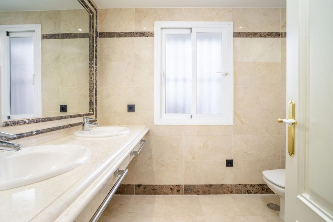 Apartment in Marbella, Andalusia, Spain 3 - 18111183