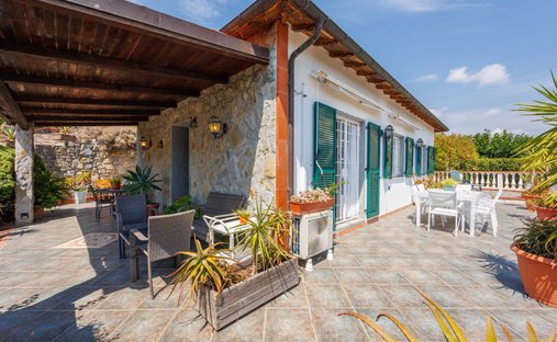 Villa in Porto Maurizio, Imperia, Ligurien 1