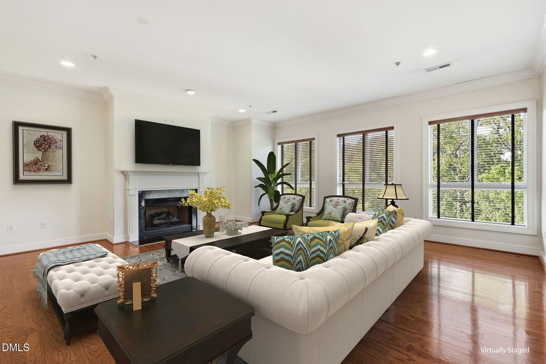Condominio en Raleigh, Carolina del Norte, Estados Unidos 2 - 18270457