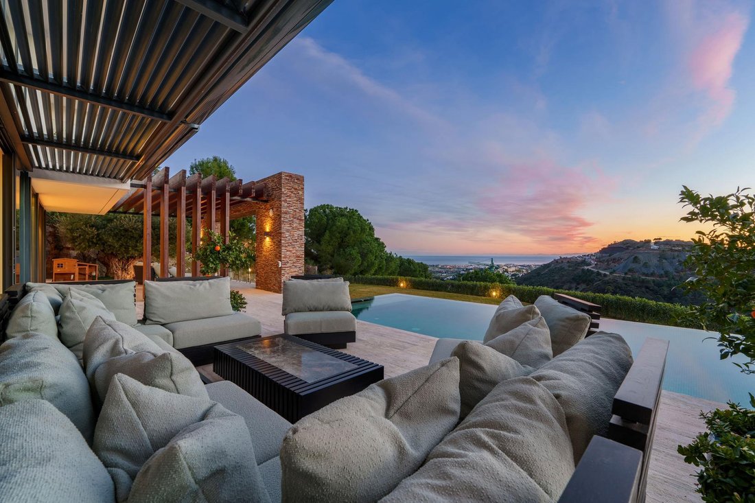 Villa en El Madroñal, Benahavís, España 1 - 18722072