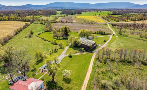 Rancho en Stuarts Draft, Virginia, Estados Unidos 1