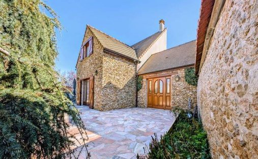 Casa en Jouars-Pontchartrain, Isla de Francia, Francia 1