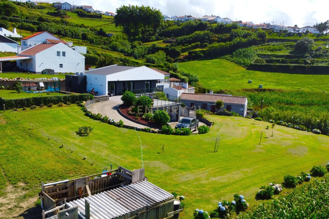 Villa in Santana, Azores, Portugal 3 - 18728071
