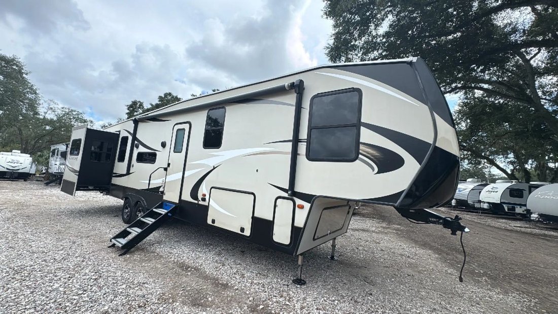 2019 Keystone RV Cougar Fifth Wheel 366RDS in Thonotosassa, FL, United States 2 - 18728761