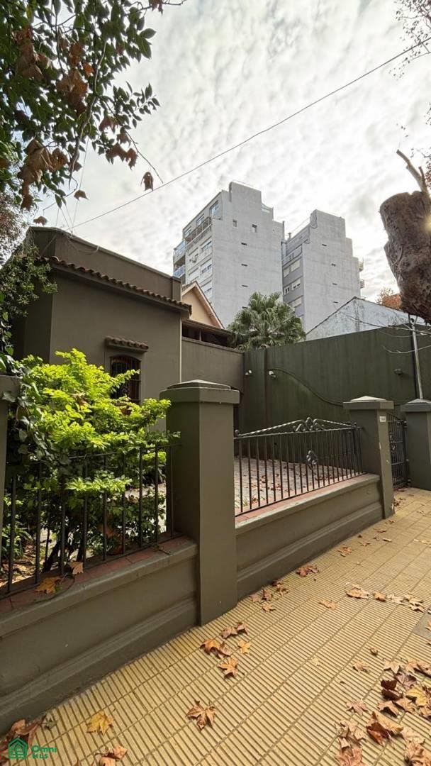 Casa in Munro, Provincia di Buenos Aires, Argentina 2 - 18726414