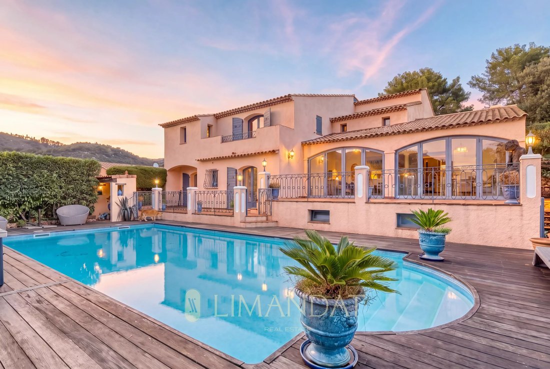 Villa à La Turbie, Provence-Alpes-Côte d'Azur, France 1 - 12478248
