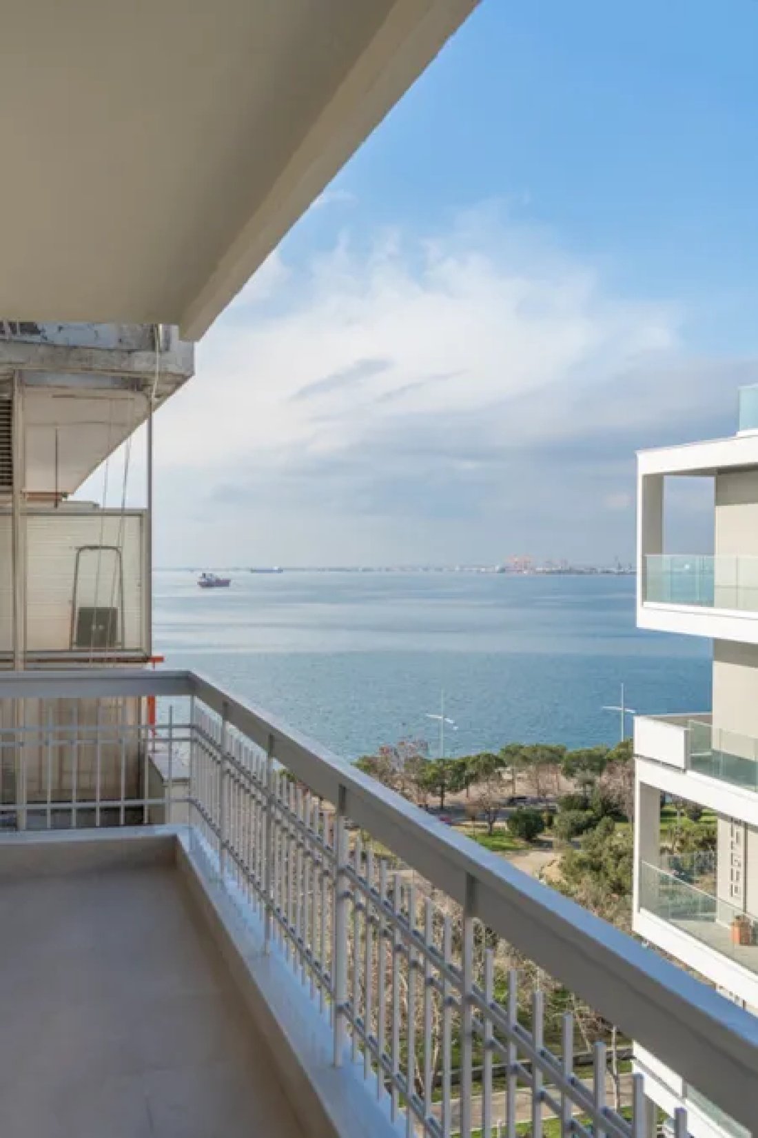 Apartment in 5th District of Thessaloniki, Thessaloniki, Greece 2 - 18725671