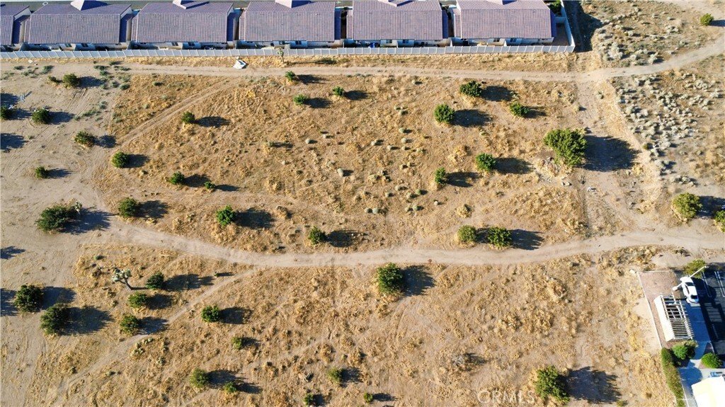 Land in Hesperia, California, United States 5 - 18726035