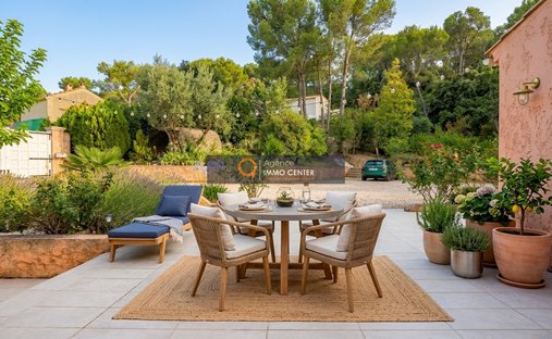 Maison à Pierrefeu-du-Var, Provence-Alpes-Côte d'Azur, France 1