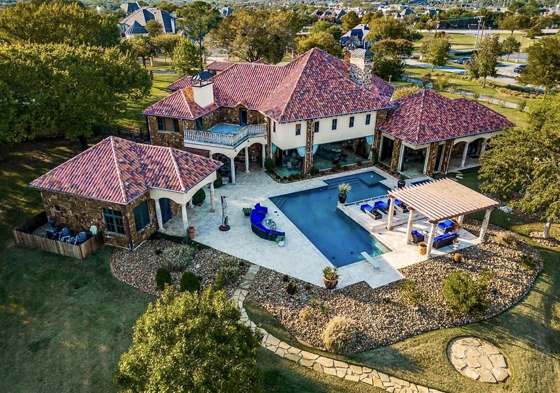 House in Grapevine, Texas, United States 2 - 18725969
