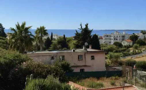 Apartamento en Brusquet-Retenaou-Devens, Vallauris, Francia 1