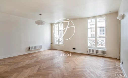 Apartment in Gros Caillou, Paris 7e Arrondissement, Paris 1