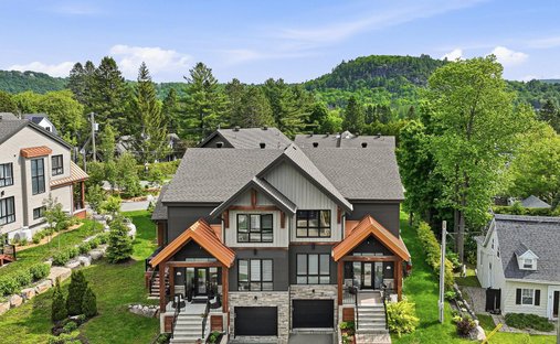 Condo in Saint-Sauveur, Quebec, Canada 1
