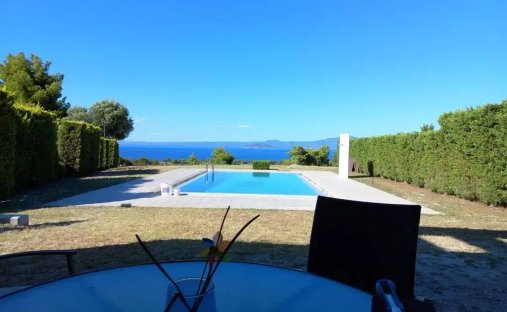 Villa in Pallini Municipal Unit, Macedonia and Thrace, Griechenland 1