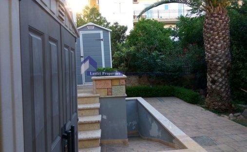 Anwesen in South Athens, Attika, Griechenland 1