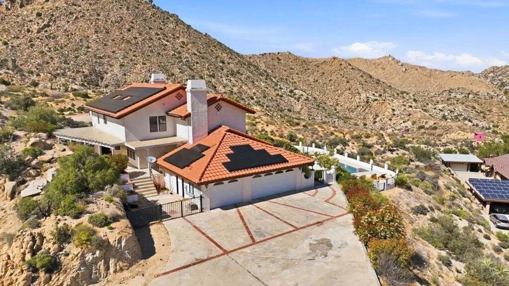Maison à Yucca Valley, Californie, États-Unis 3 - 18727384