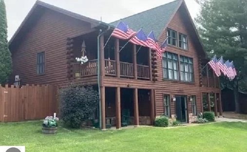 House in Central Lake, Michigan, United States 1