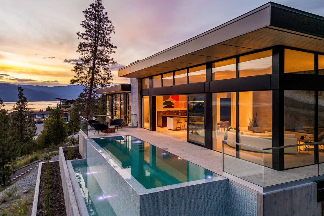 House in Lake Country, British Columbia, Canada 2 - 18725585