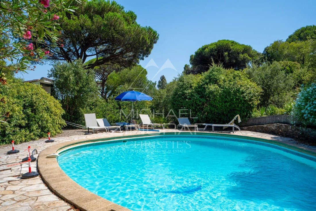 Villa in Nartelle-Noyer-Bellevue-bd des Sardinaux, Sainte-Maxime, France 2 - 18721031