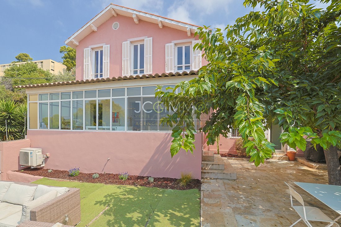 Villa in Le Revest-les-Eaux, Provence-Alpes-Côte d'Azur, Frankreich 2 - 18727816