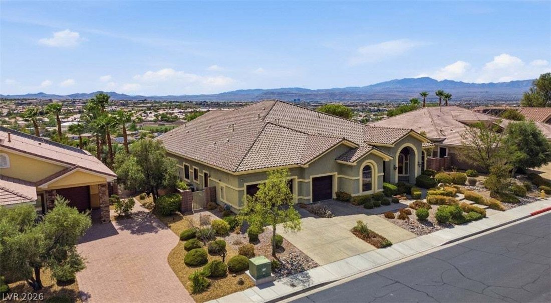 House in Henderson, Nevada, United States 3 - 18568600
