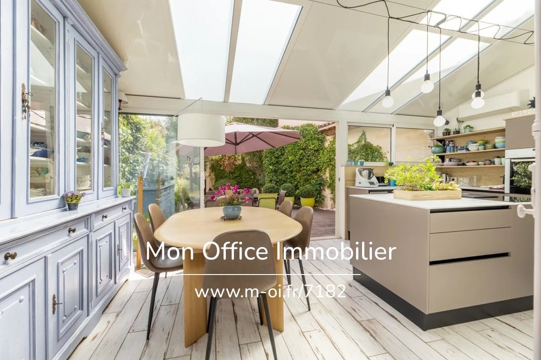 Apartment in Mazarin-Opéra-Bellegarde-Mairie, Aix-en-Provence, France 4 - 18727631