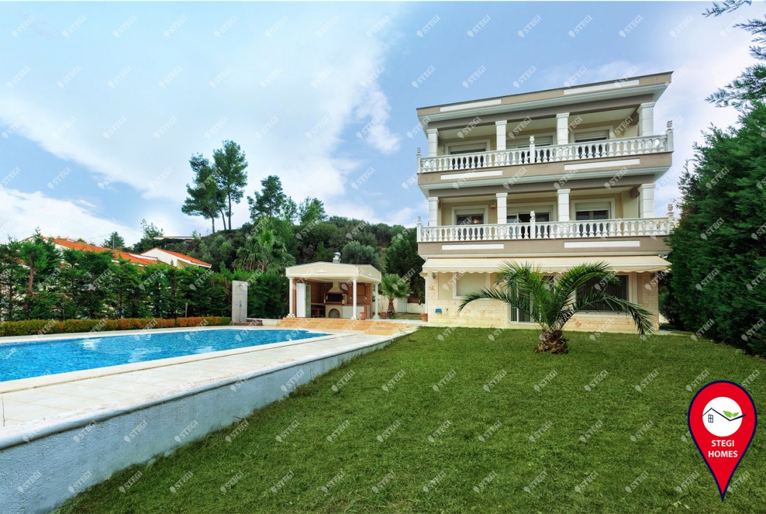 Villa in Pallini Municipal Unit, Macedonia and Thrace, Greece 2 - 18725498
