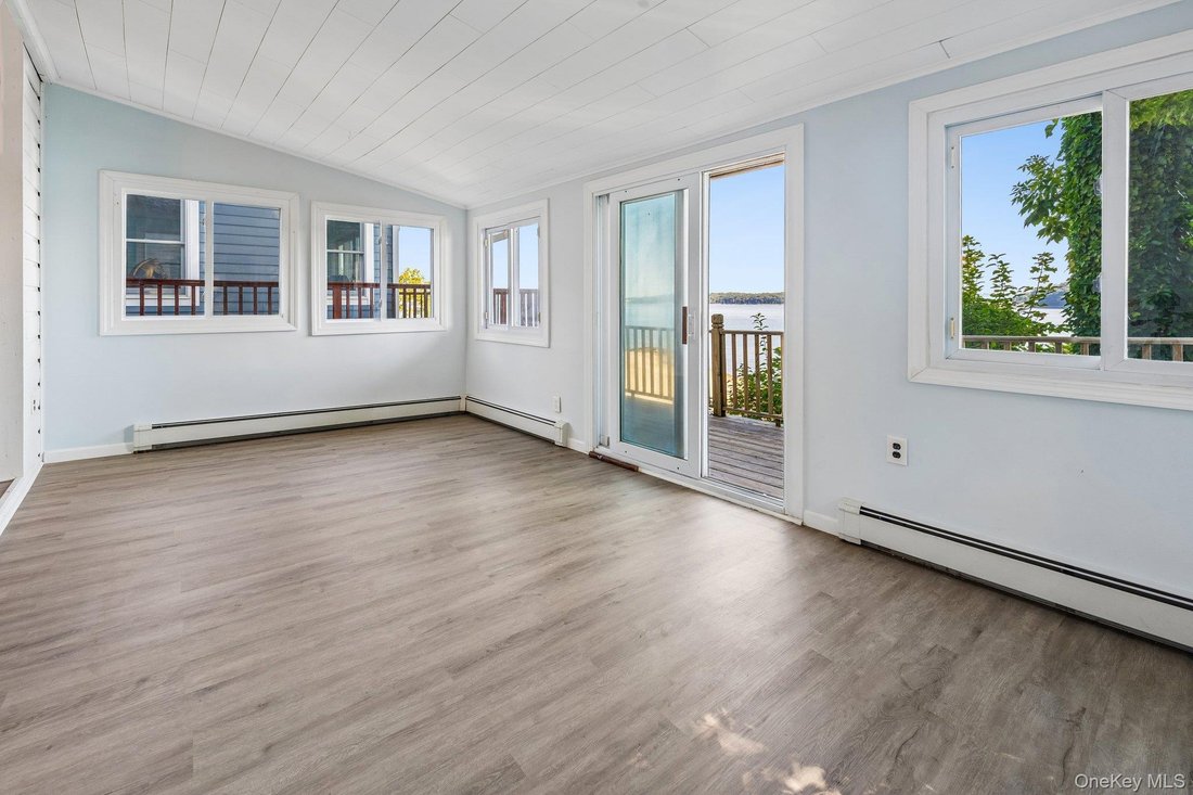 Co Op in Port Washington, New York, United States 3 - 18720791