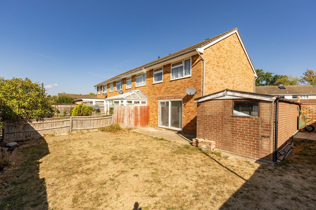 House in Southgate, Crawley, England 3 - 18724967