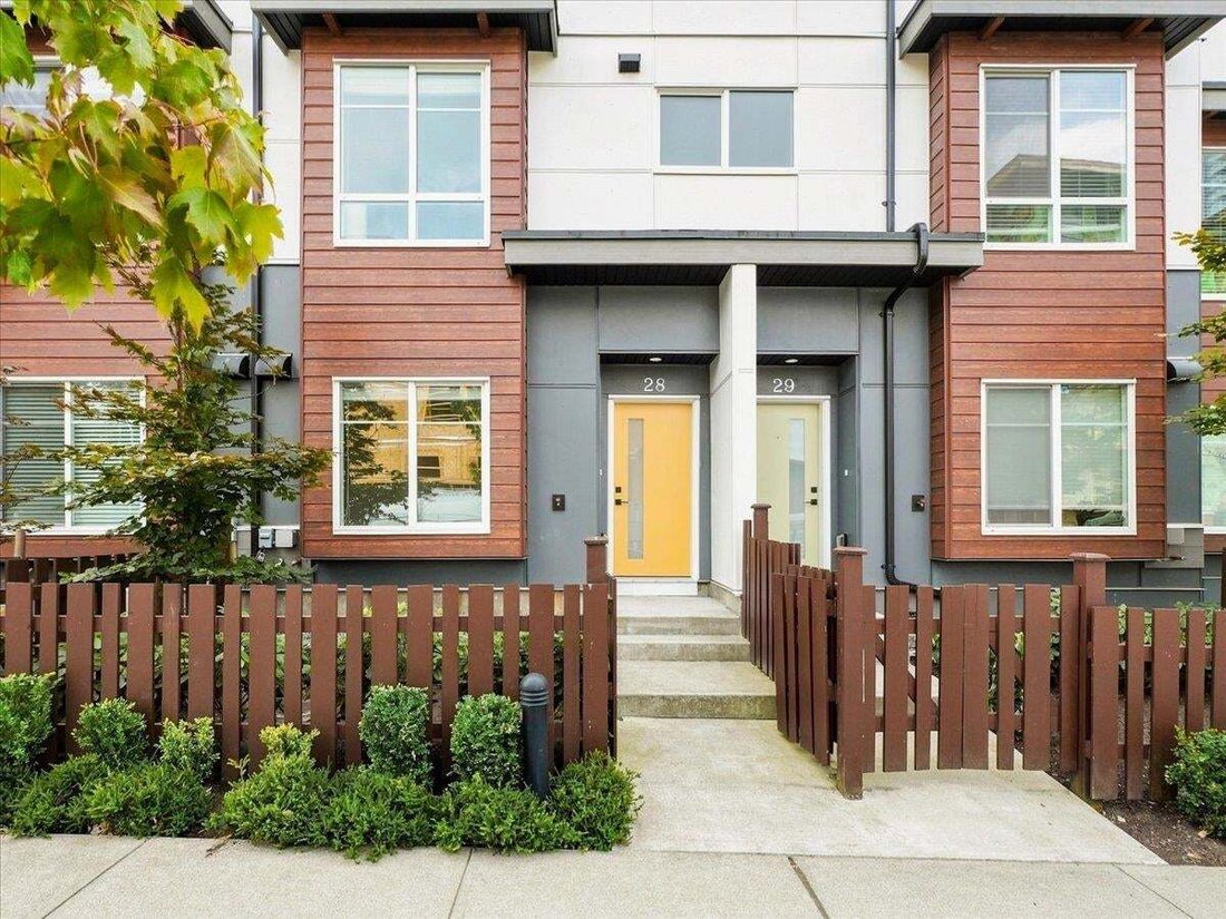 Townhouse in Langley Township, British Columbia, Canada 1 - 18720884