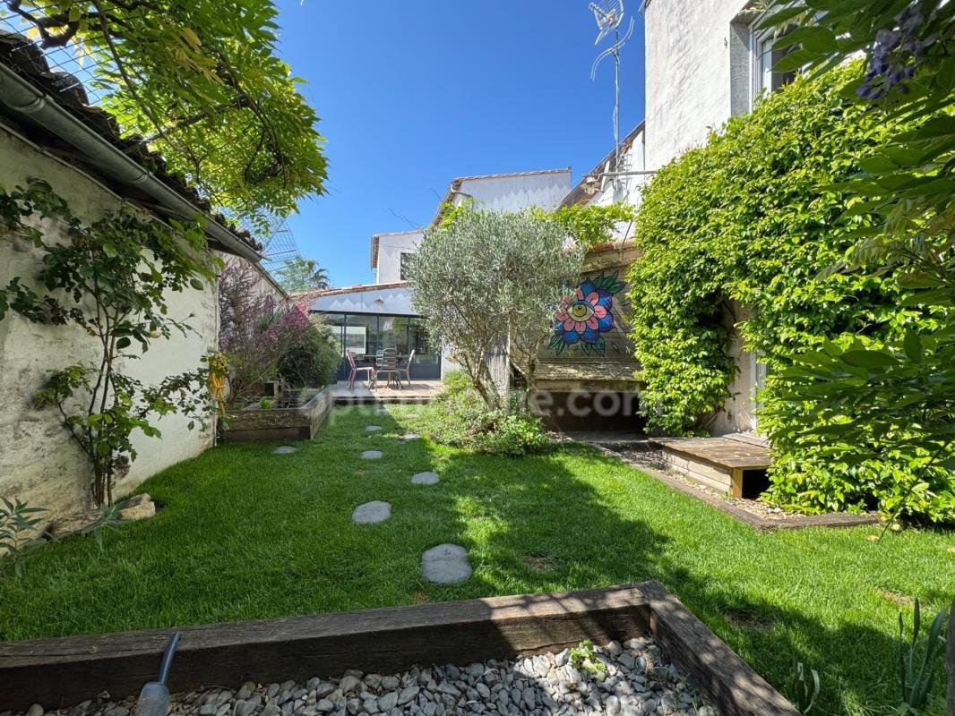 Casa a La Flotte, Nuova Aquitania, Francia 2 - 18728347
