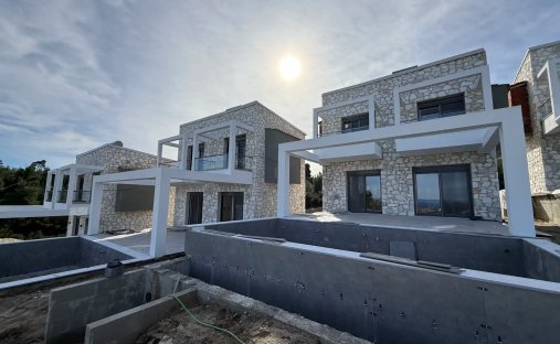 Villa in Pallini Municipal Unit, Macedonia and Thrace, Greece 1