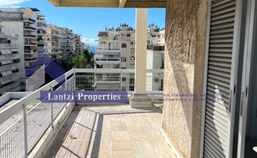 Domaine en South Athens, Attique, Grèce 1