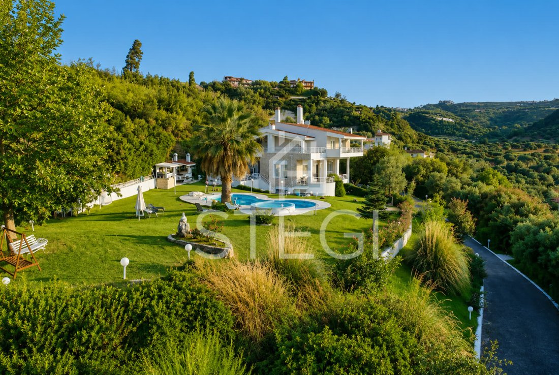 Villa in Pallini Municipal Unit, Macedonia and Thrace, Greece 3 - 18725469